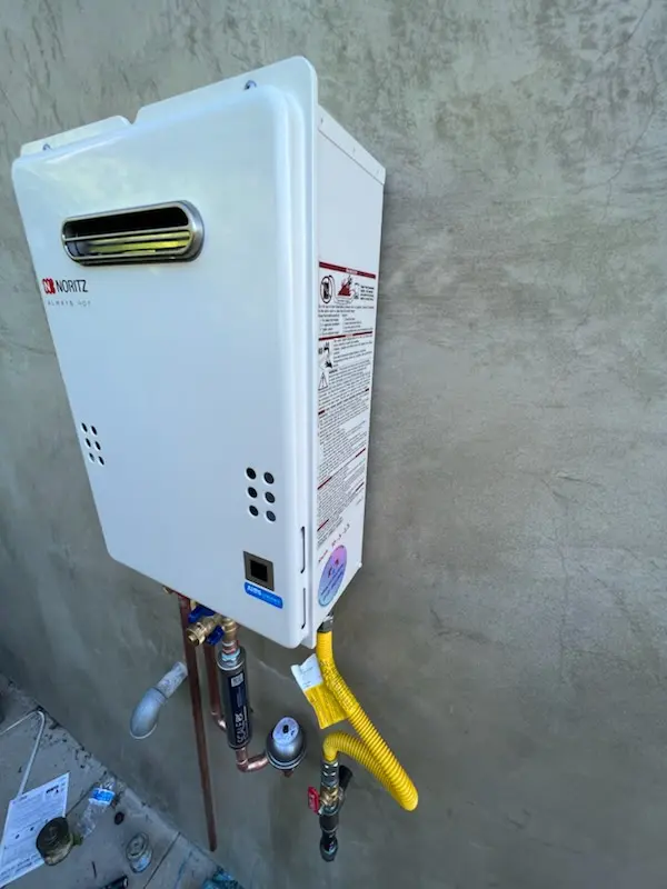 Tankless water heater installation for Hunters Creek homes